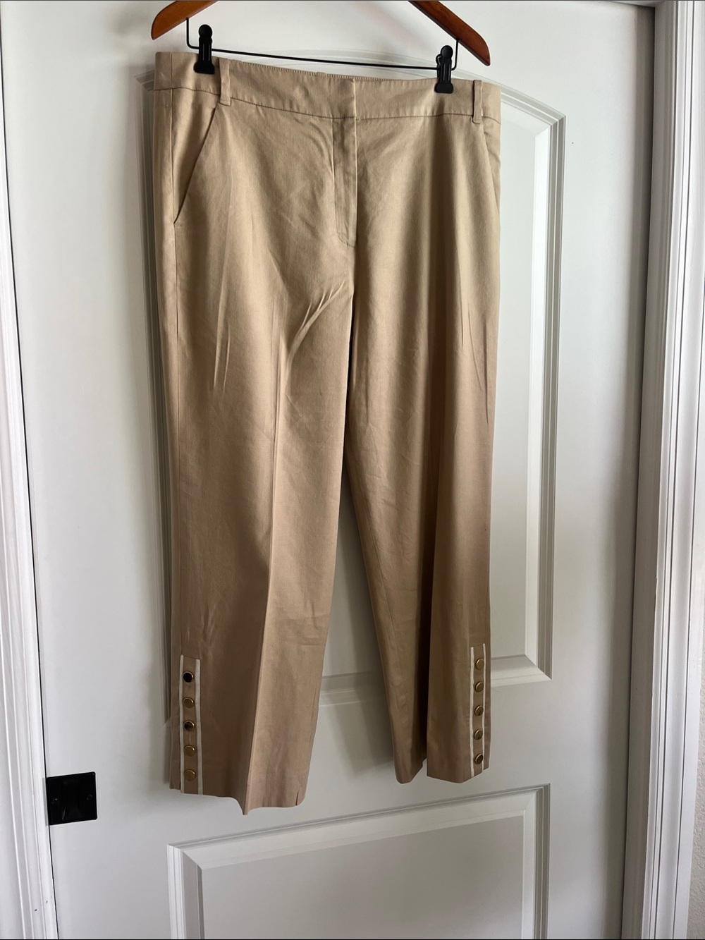 Veronica Beard cropped khaki tan high-rise wide leg linen blend pants. Size 12.